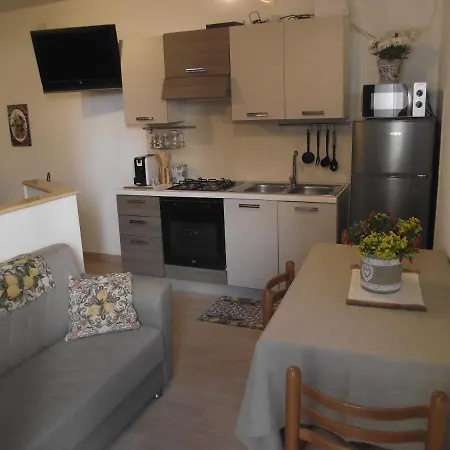 Casetta_jolanda Tatil Evi *